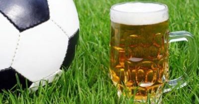 Bier bij voetbalwedstrijden